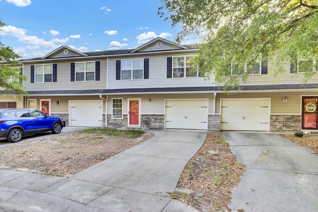 Photo of 212 Tyner Trail, Summerville, SC 29486 (MLS # 26011059)