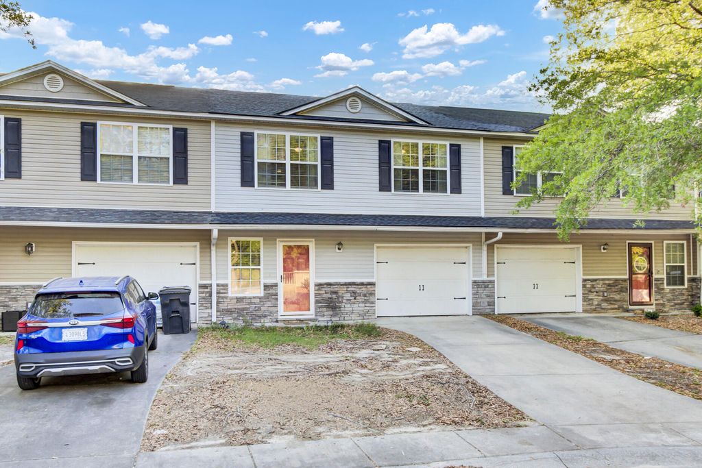 Photo of 212 Tyner Trail, Summerville, SC 29486 (MLS # 26011059)