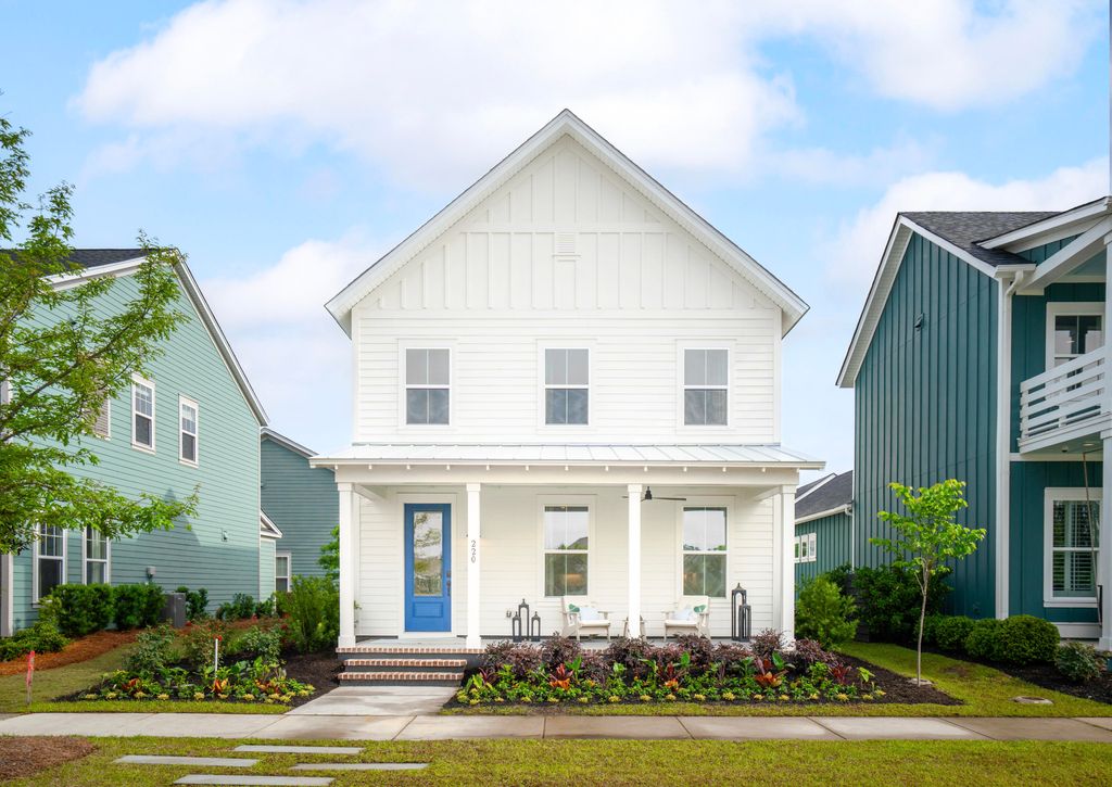 Photo of 709 Rumbling Leaf Lane #1525, Summerville, SC 29486 (MLS # 26009059)