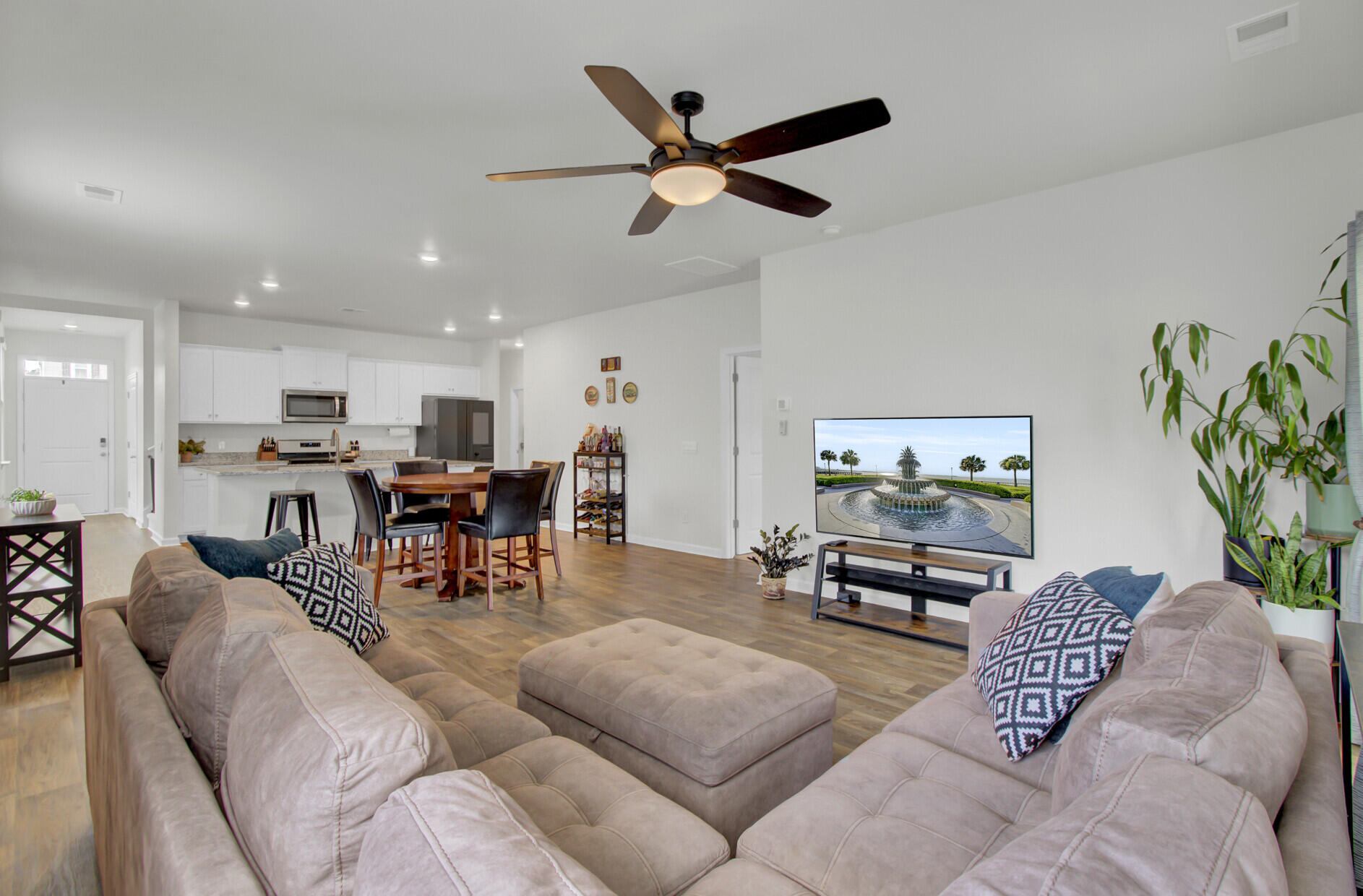 256 Sweet Cherry Lane