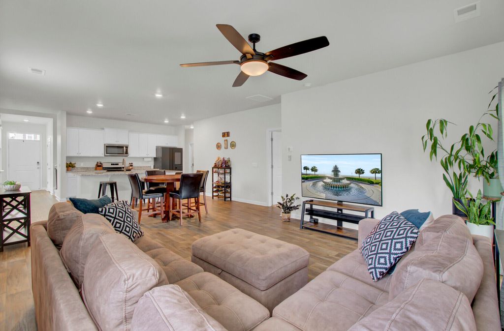 Photo of 256 Sweet Cherry Lane, Summerville, SC 29486 (MLS # 26007386)