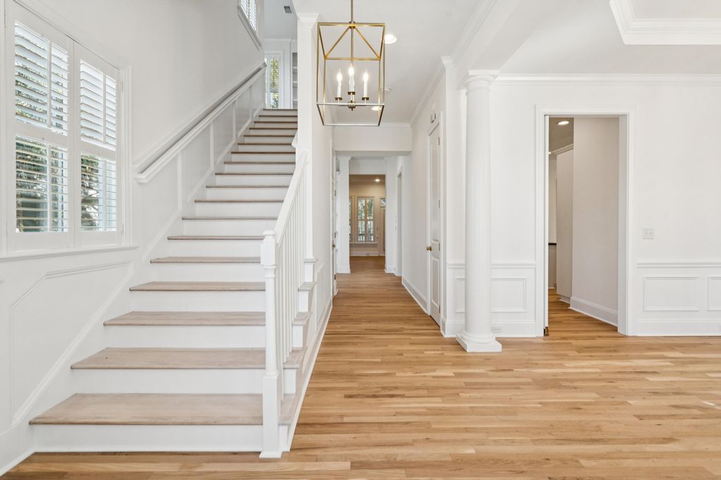 Photo of 832 Fiddlers Point Lane, Mount Pleasant, SC 29464 (MLS # 25031514)