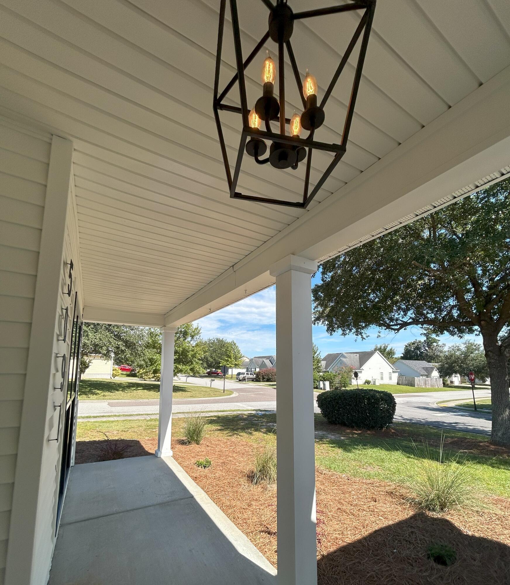 5090 Ballantine Drive