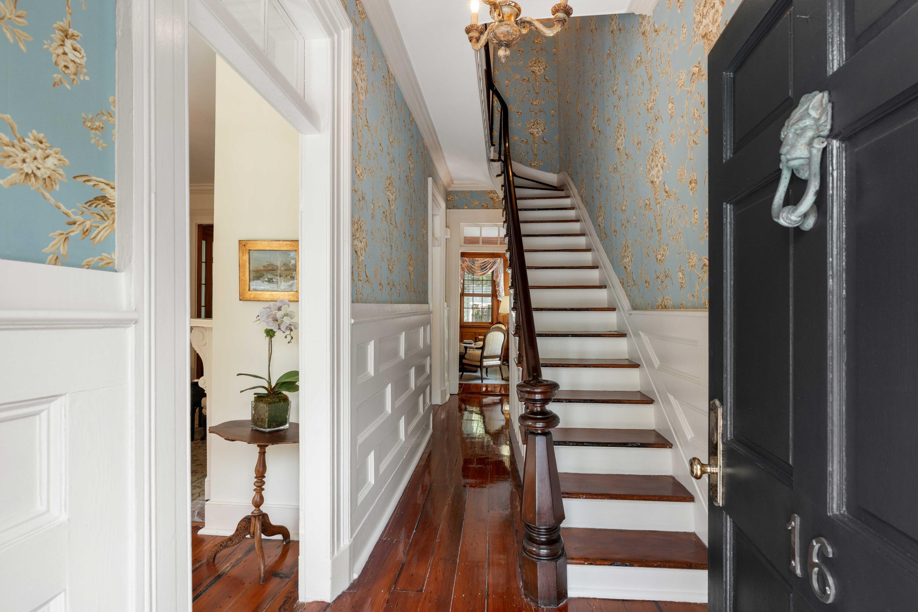 16 Trumbo Street