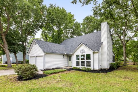 Photo of 1478 Diamond Boulevard, Mount Pleasant, SC 29466 (MLS # 25024371)