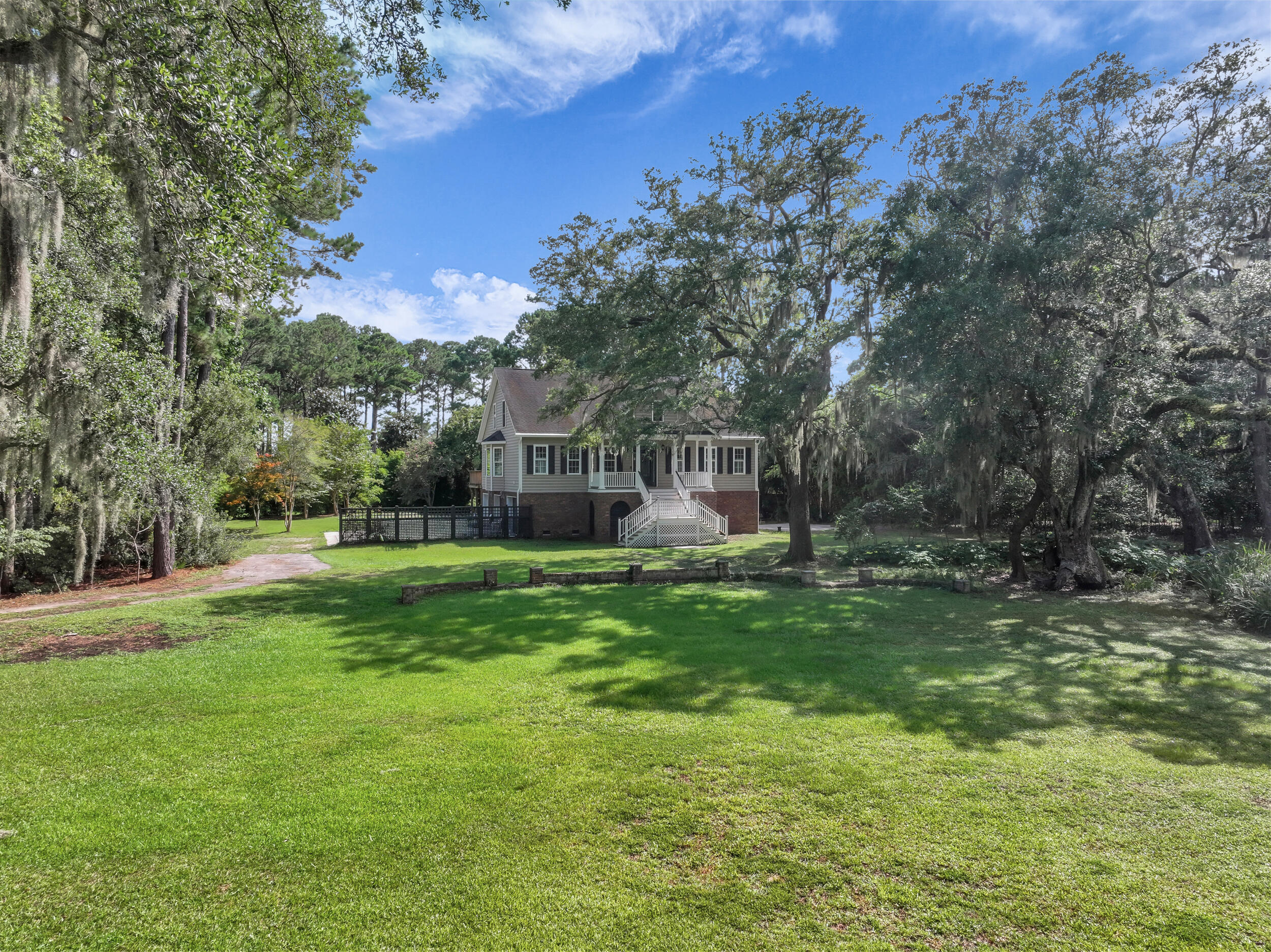 2595 Royal Oak Drive