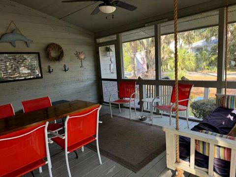 A home in Edisto Island