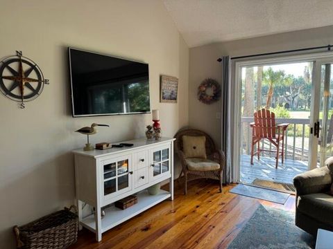 A home in Edisto Island