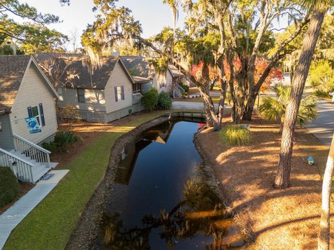 A home in Edisto Island