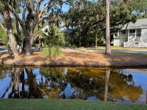 A home in Edisto Island