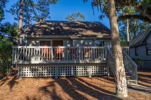 A home in Edisto Island