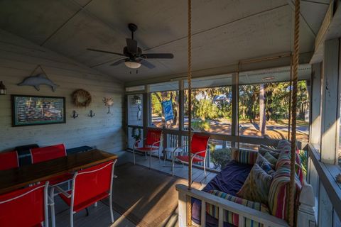 A home in Edisto Island