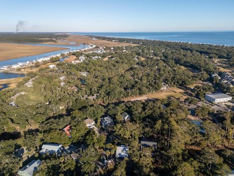 A home in Edisto Island