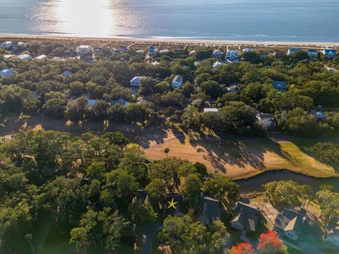 A home in Edisto Island