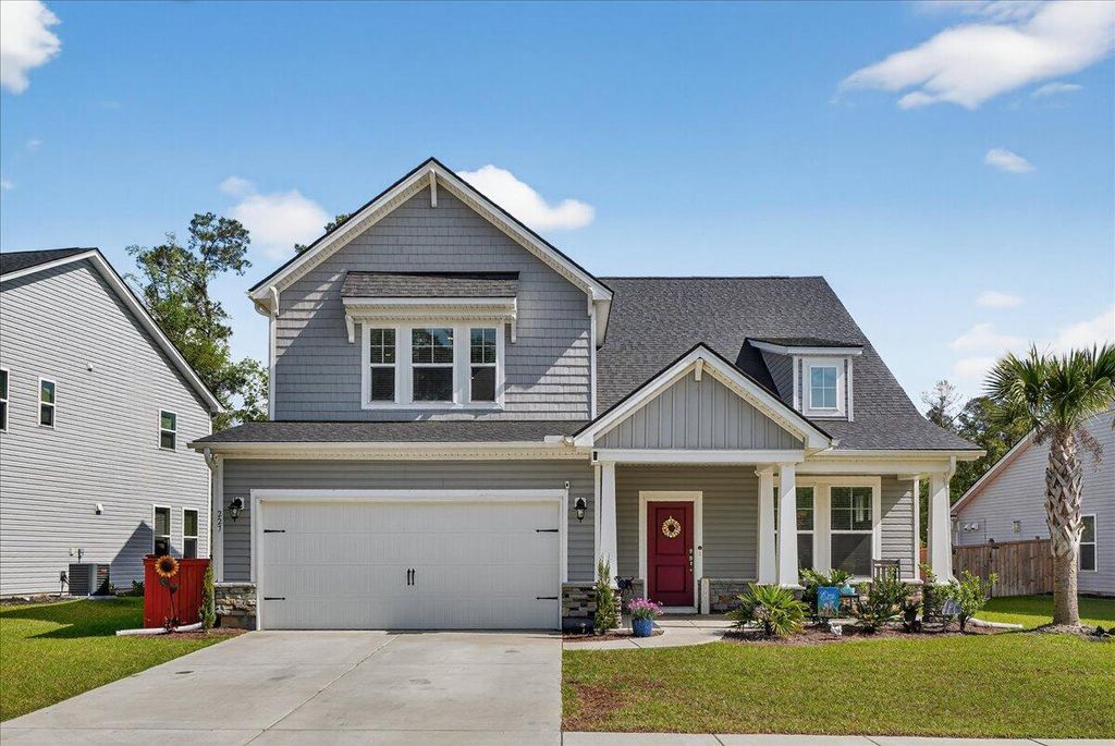 Photo of 227 Wappoo Trace Lane, Summerville, SC 29486 (MLS # 26009782)