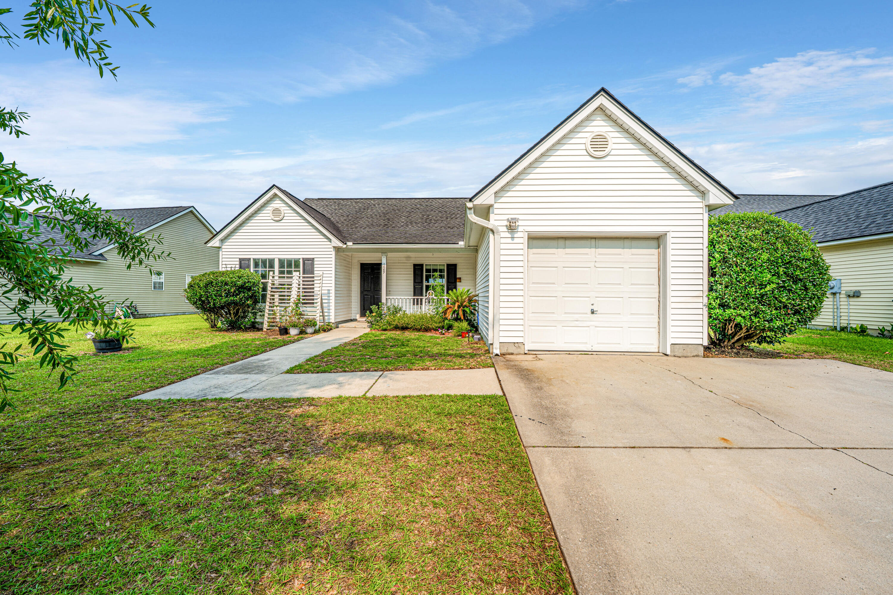 129 Dovetail Circle