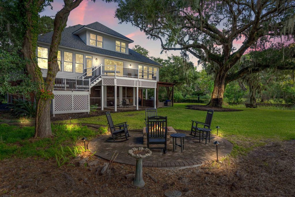 Photo of 4922 Polo Lane, Hollywood, SC 29449 (MLS # 25028259)