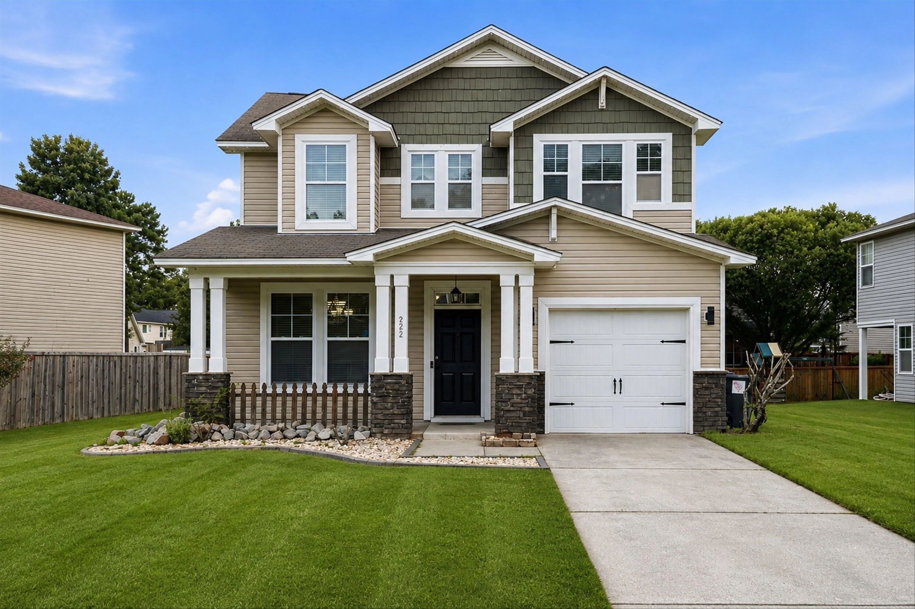 222 Oglethorpe Circle