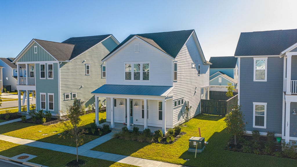 Photo of 103 Snow Street, Summerville, SC 29486 (MLS # 26029323)