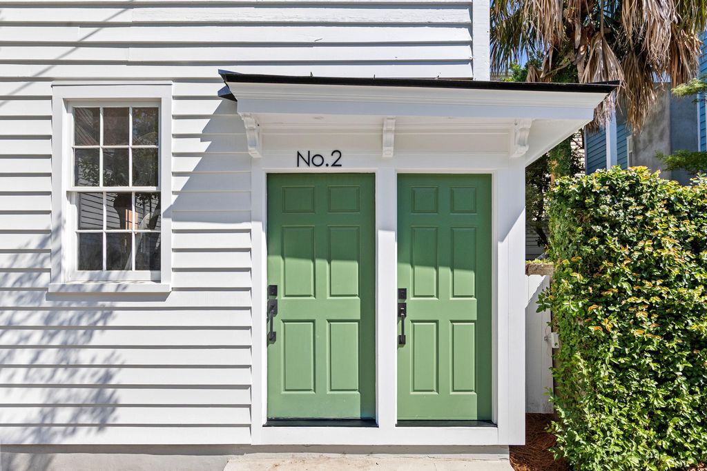 Photo of 2 Henrietta Street, Charleston, SC 29403 (MLS # 26015652)