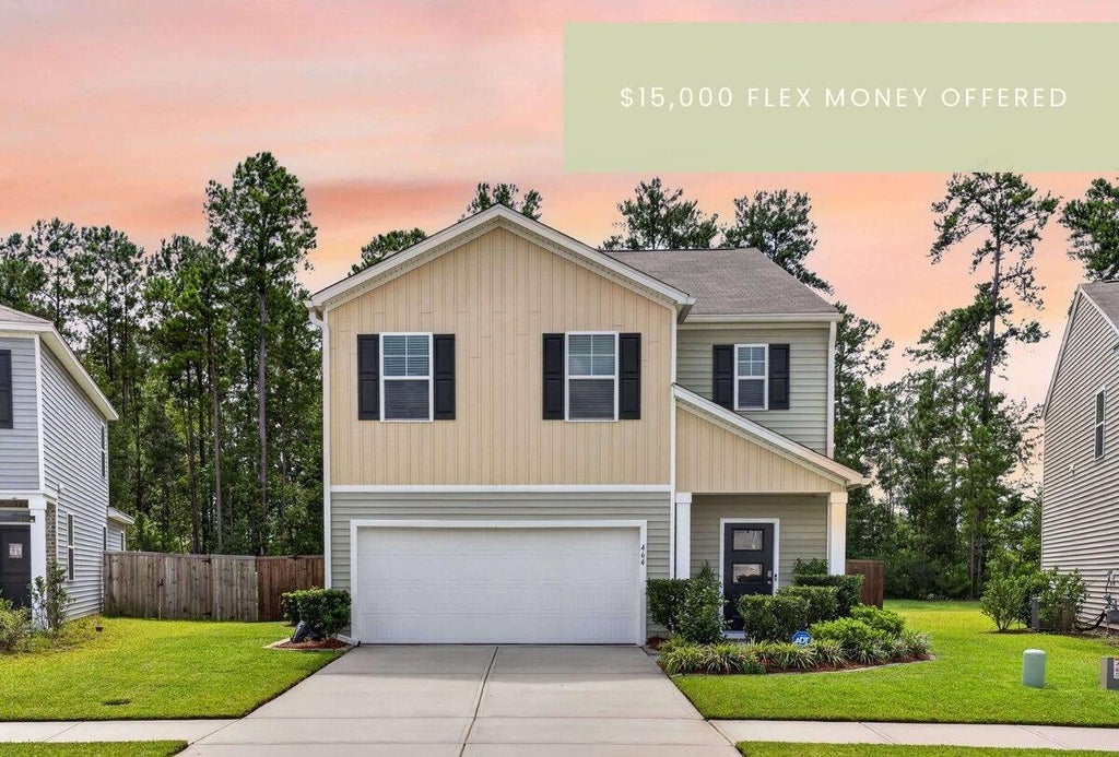 Photo of 464 Cedarview Road, Summerville, SC 29486 (MLS # 26025356)