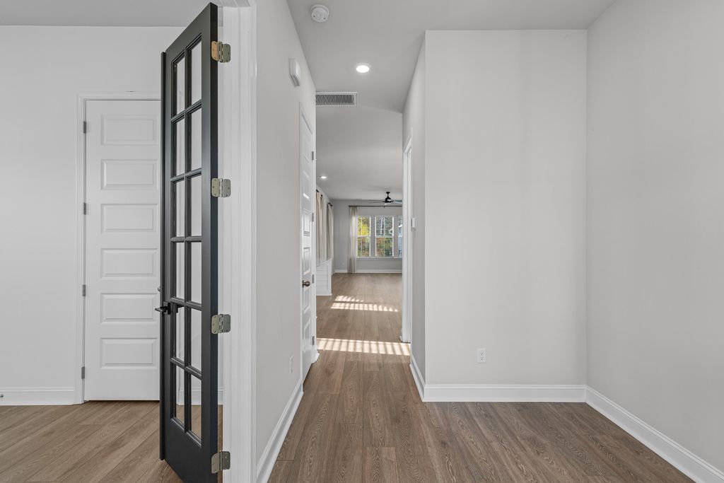 Photo of 385 Woodgate Way, Summerville, SC 29485 (MLS # 25032300)