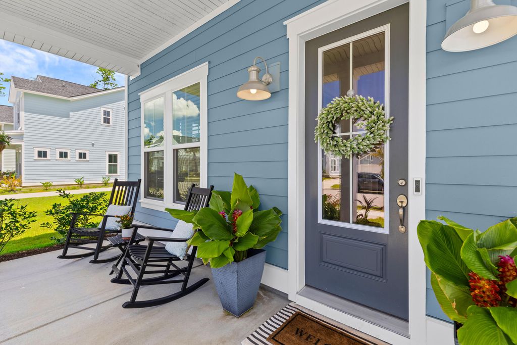 Photo of 385 Woodgate Way, Summerville, SC 29485 (MLS # 25032300)