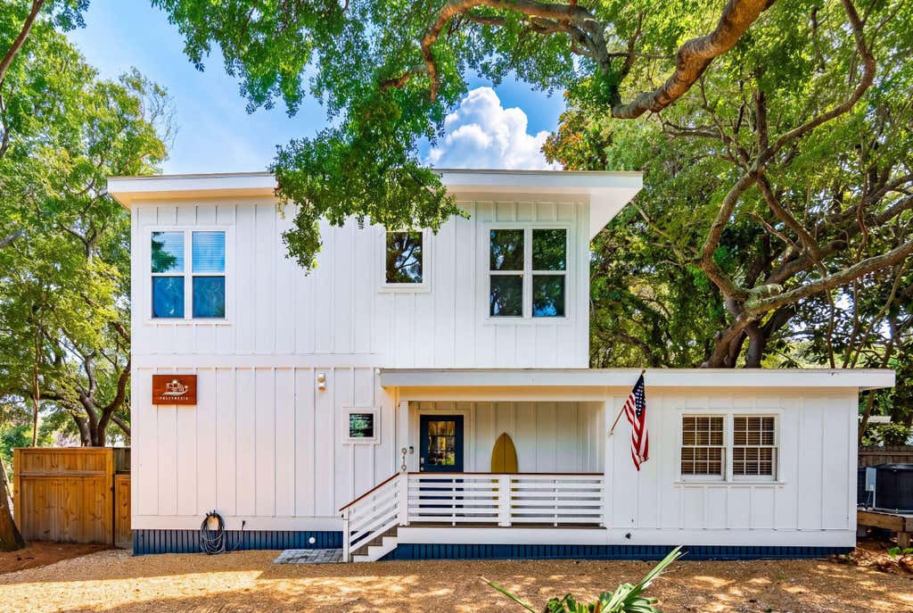 Photo of 919 E Ashley Avenue, Folly Beach, SC 29439 (MLS # 26023379)