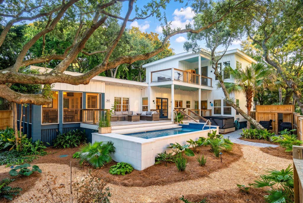 Photo of 919 E Ashley Avenue, Folly Beach, SC 29439 (MLS # 26023379)