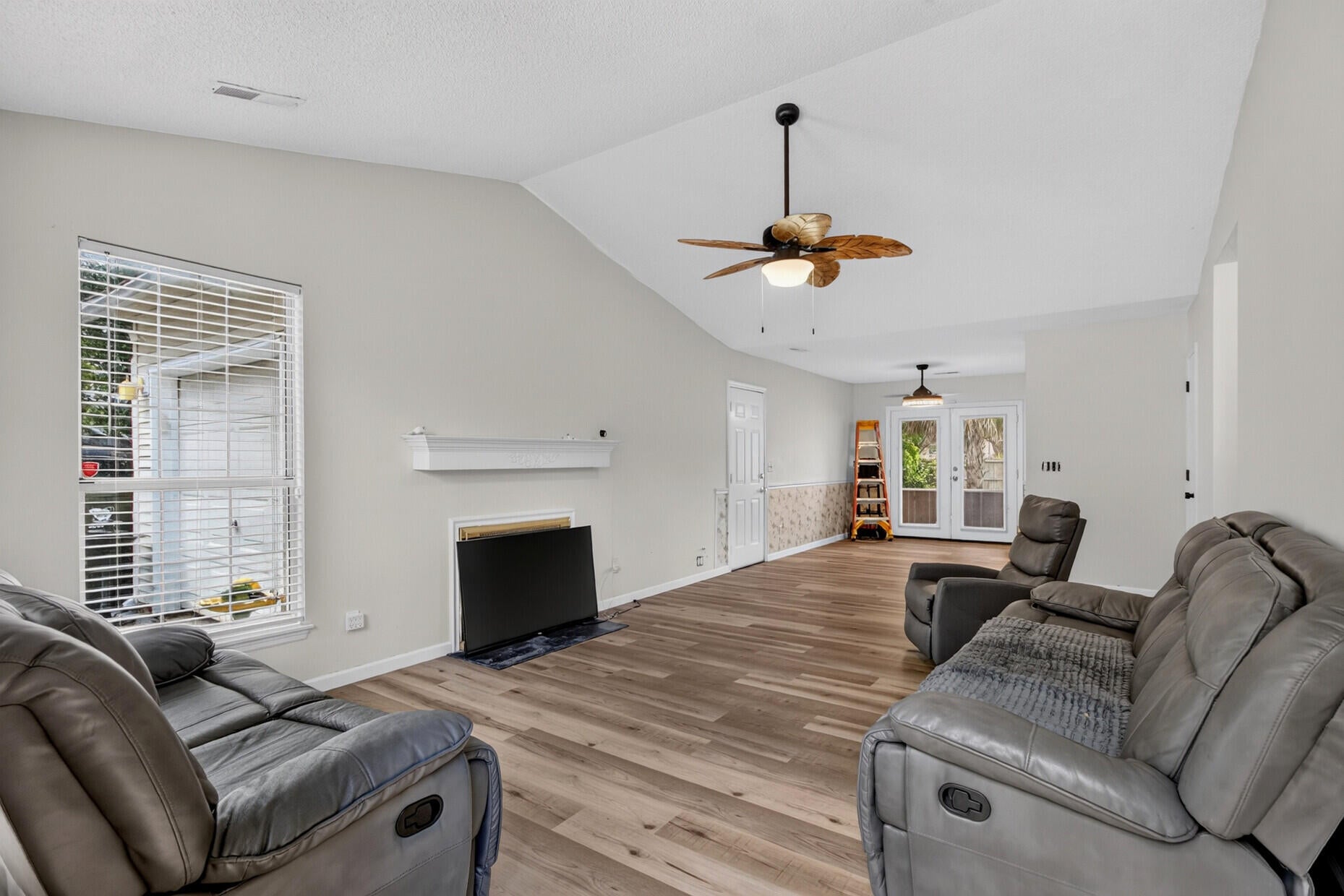 433 Courtland Drive