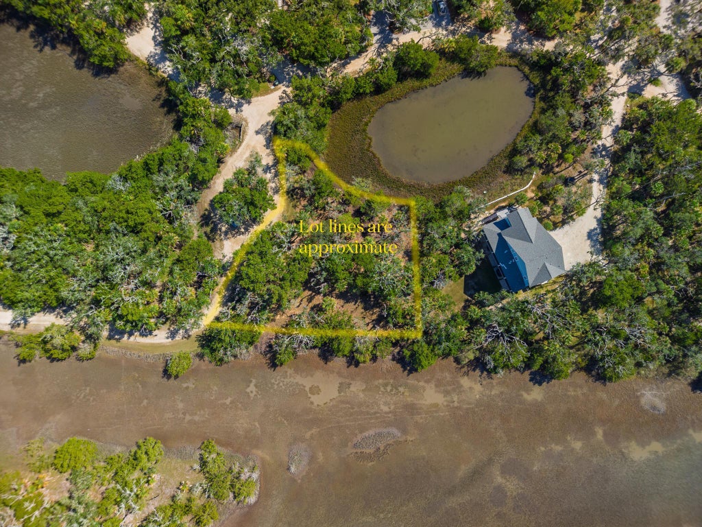 Photo of 35 Hammocks Way, Edisto Island, SC 29438 (MLS # 26027931)