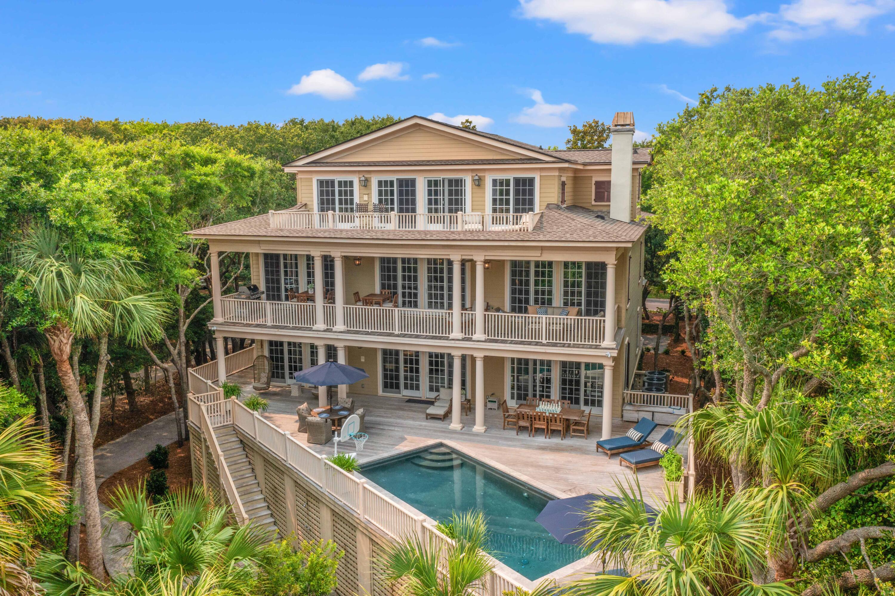 43 Surfsong Road