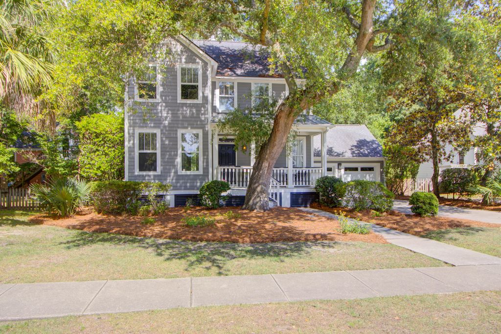 Photo of 1061 Barfield Street, Charleston, SC 29492 (MLS # 26015872)