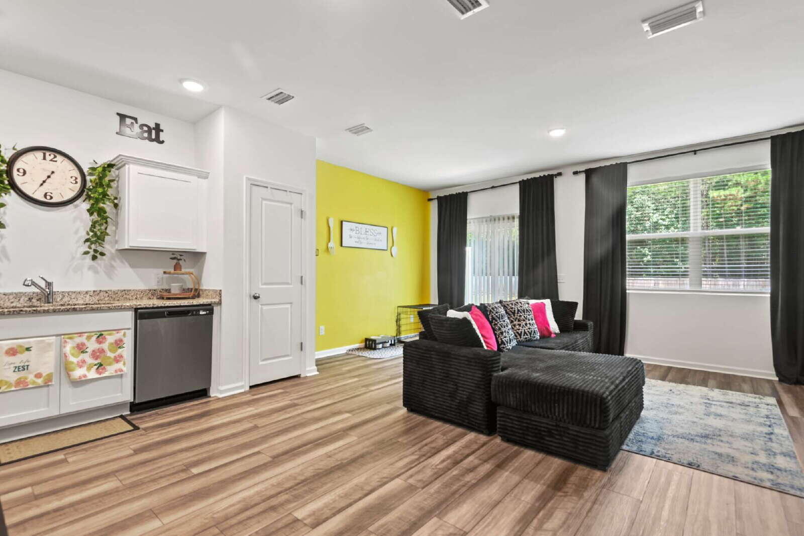 1202 Scarlett Maple Street