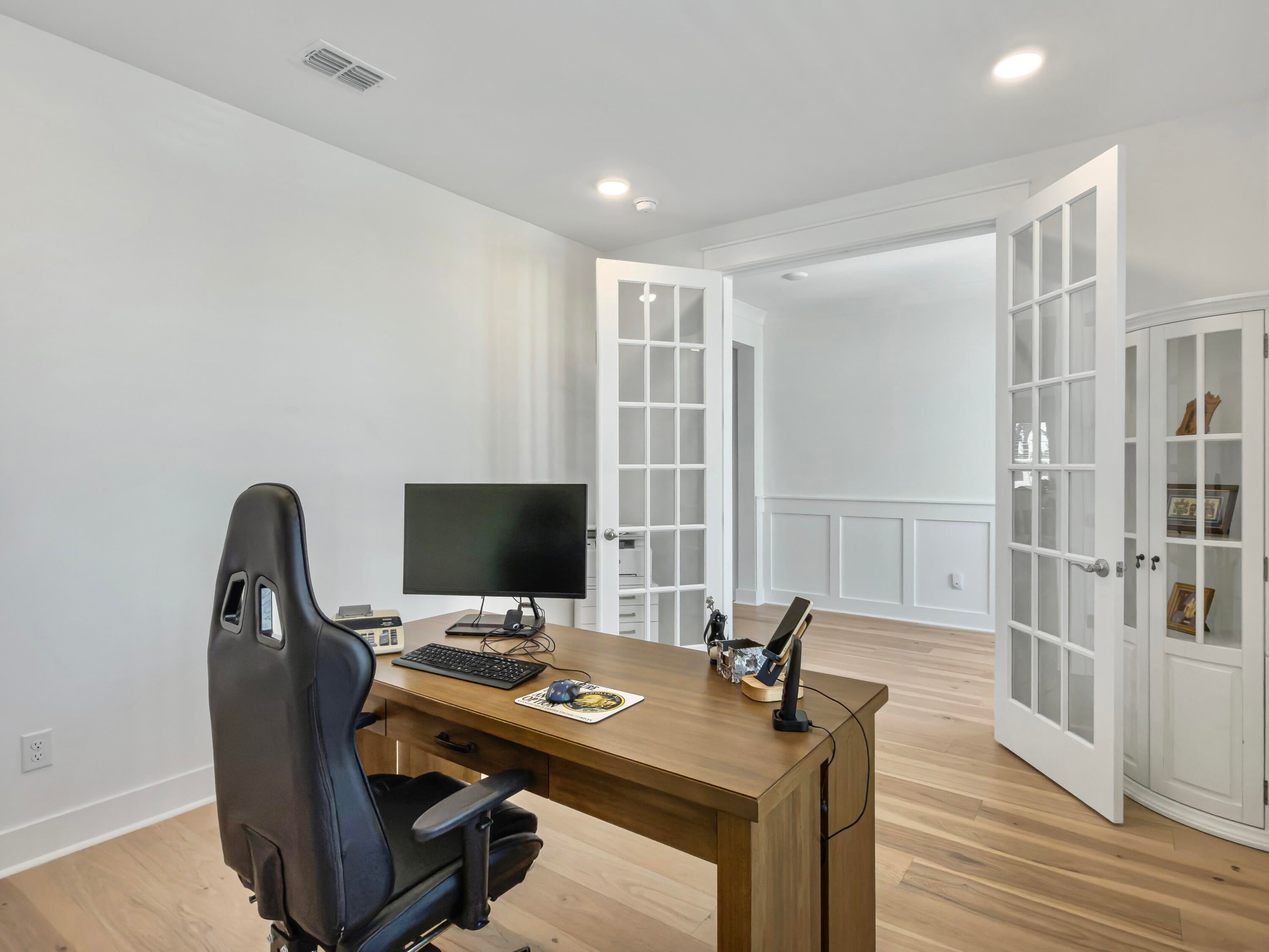 2276 Minifarm Way