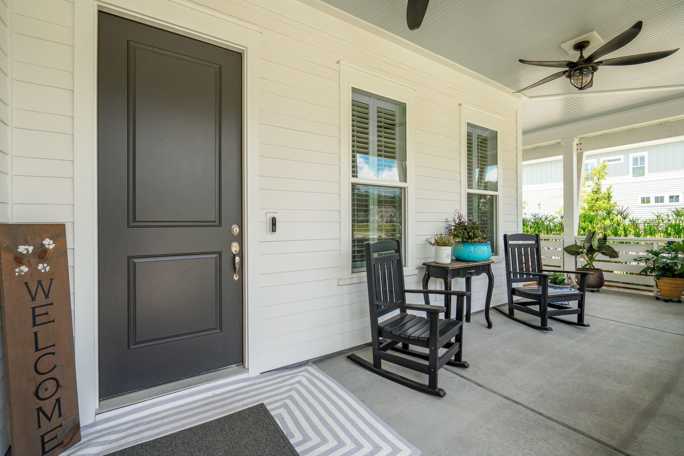 Charleston, South Carolina 29492, United States, 5 Bedrooms Bedrooms, ,4 BathroomsBathrooms,Residential,Pending,182316