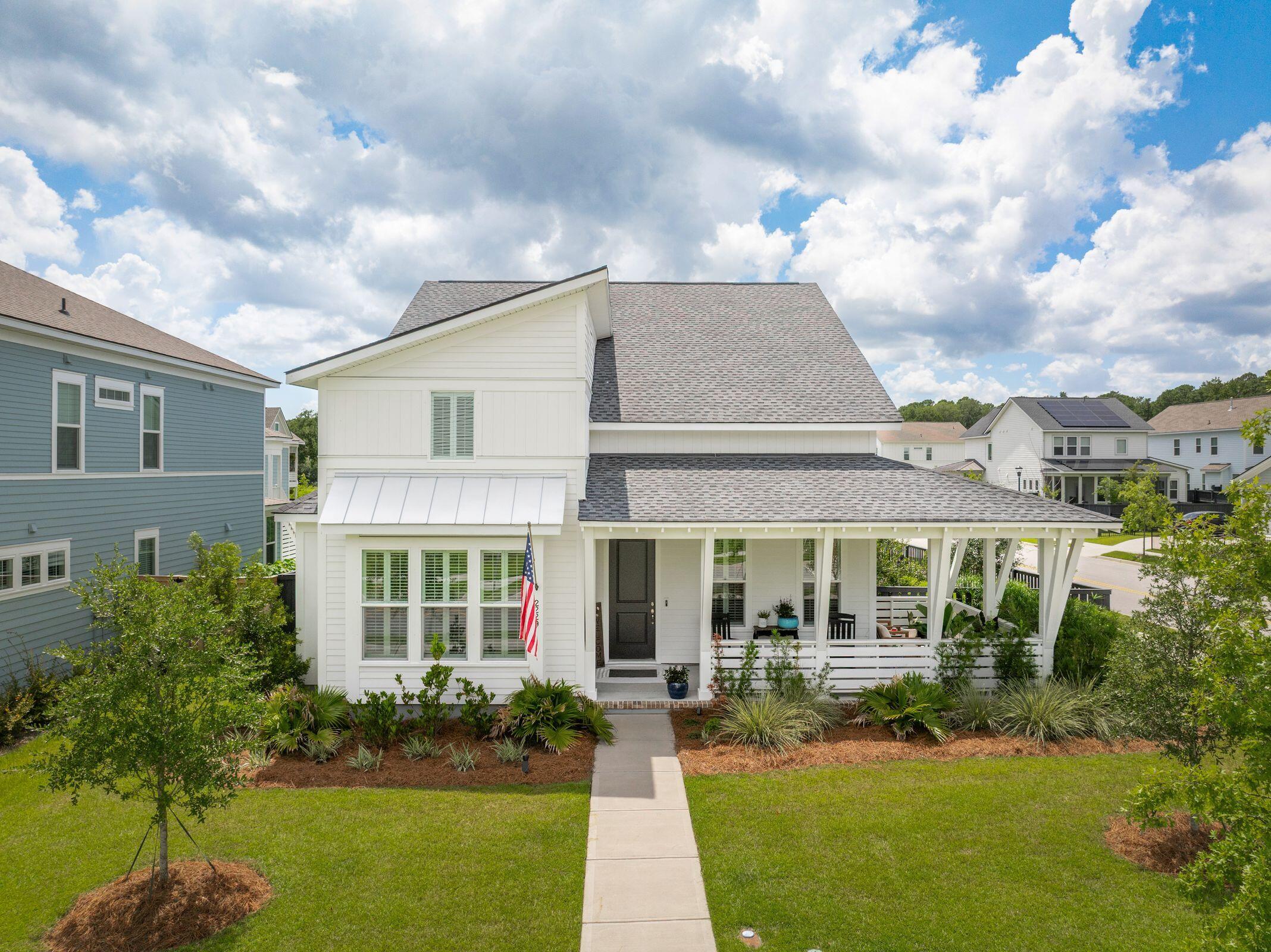 Charleston, South Carolina 29492, United States, 5 Bedrooms Bedrooms, ,4 BathroomsBathrooms,Residential,Pending,182316