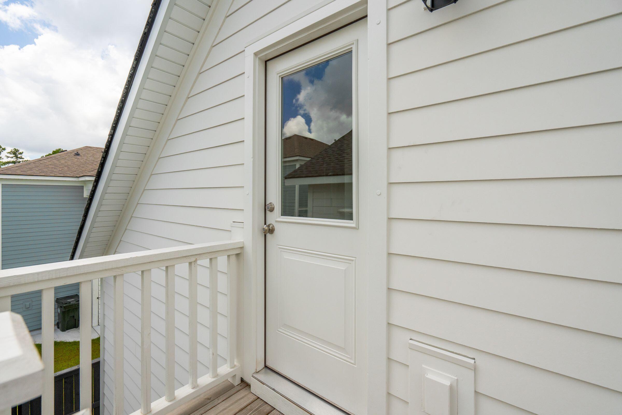 Charleston, South Carolina 29492, United States, 5 Bedrooms Bedrooms, ,4 BathroomsBathrooms,Residential,Pending,182316