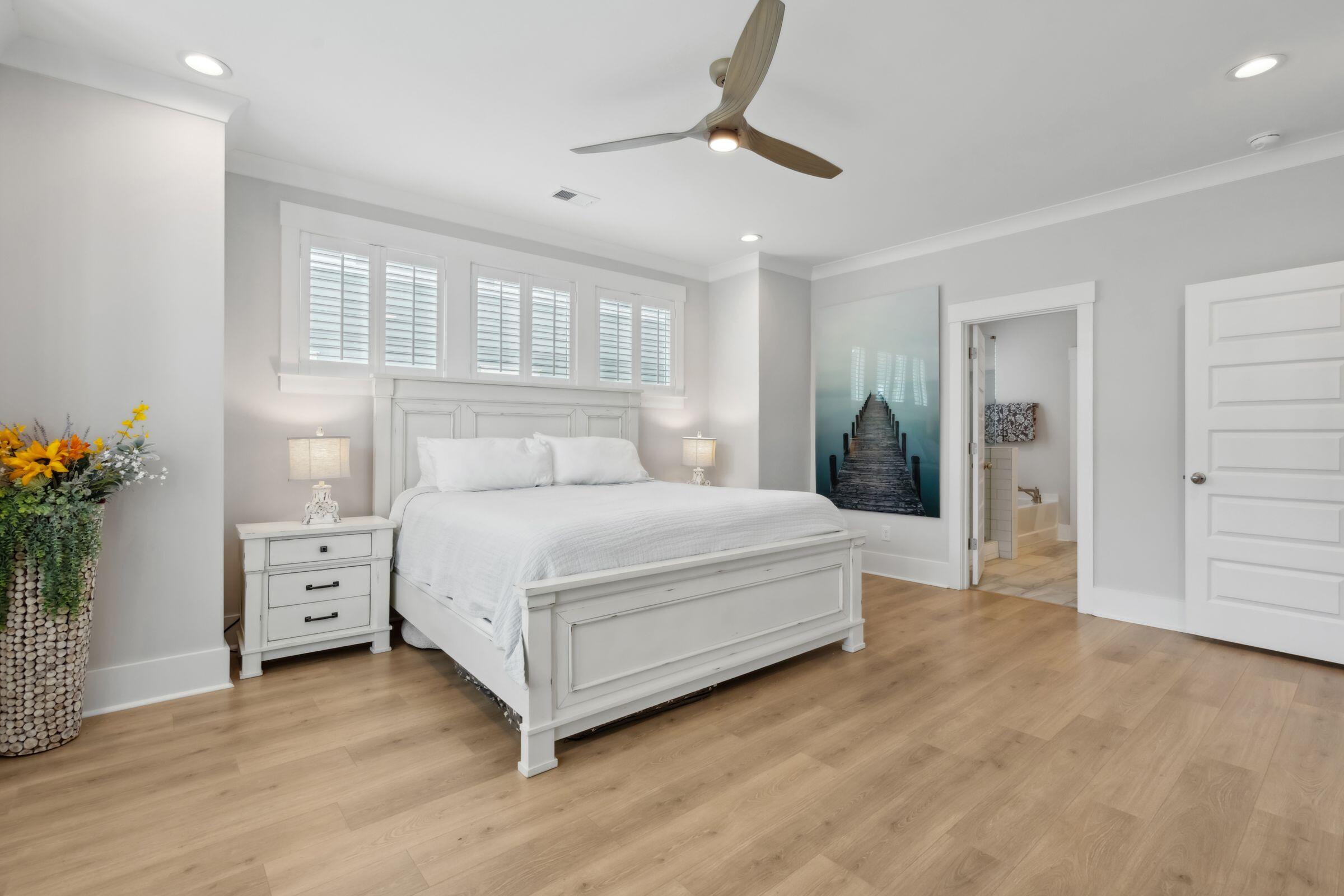 Charleston, South Carolina 29492, United States, 5 Bedrooms Bedrooms, ,4 BathroomsBathrooms,Residential,Pending,182316