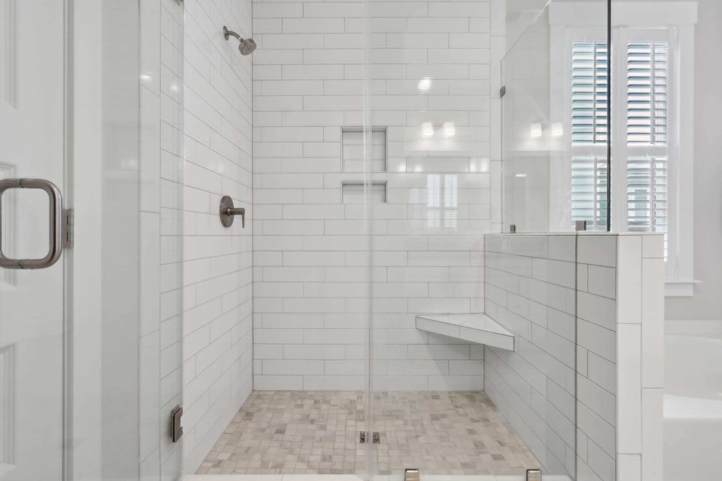 Charleston, South Carolina 29492, United States, 5 Bedrooms Bedrooms, ,4 BathroomsBathrooms,Residential,Pending,182316