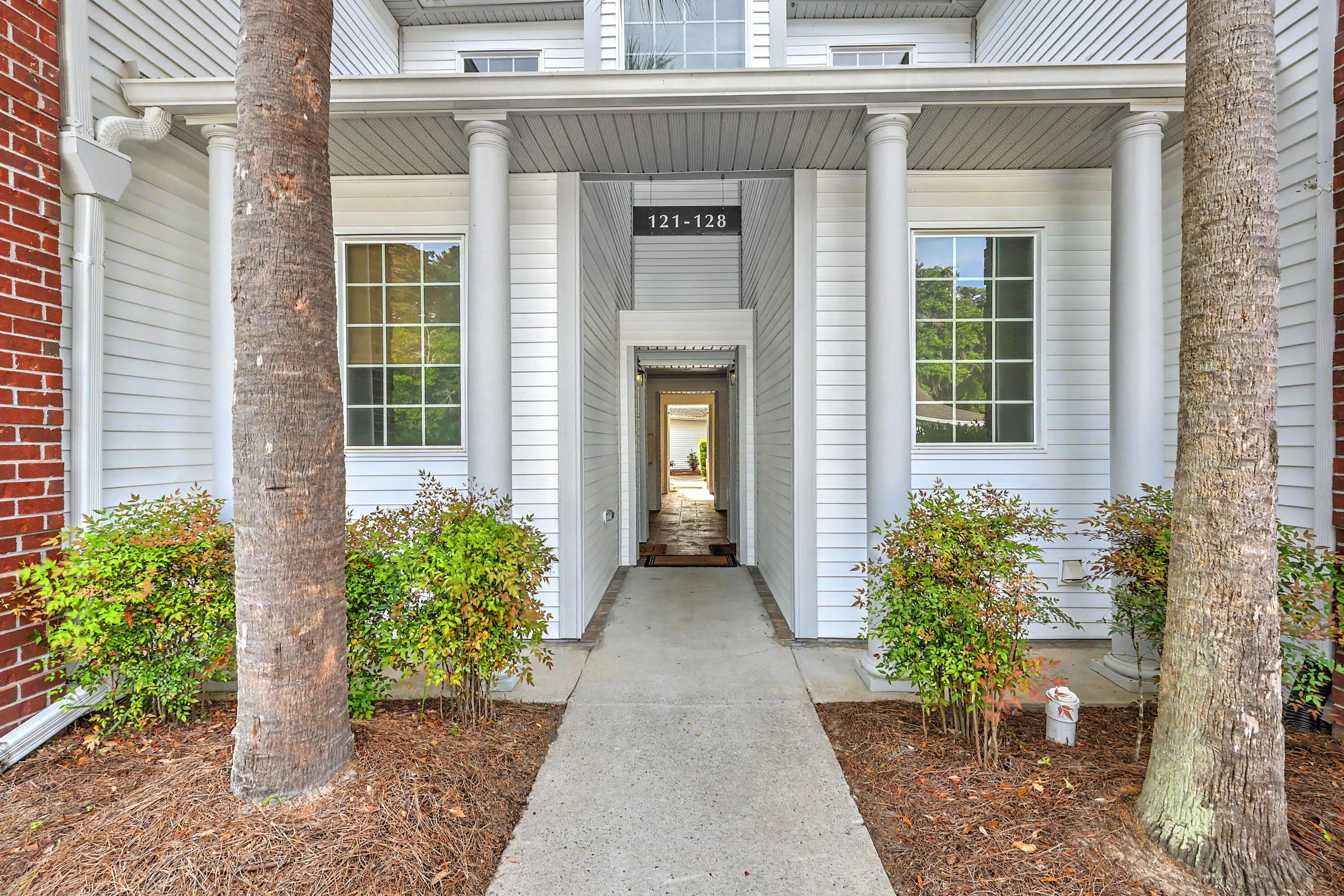 125 Golfview Lane