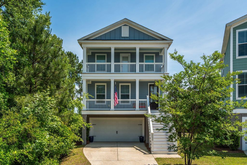 Photo of 1135 Oak Bluff Avenue, Charleston, SC 29492 (MLS # 26012897)