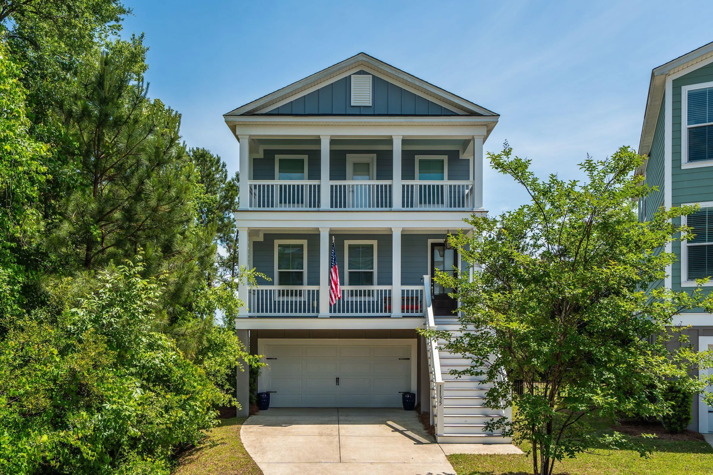 1135 Oak Bluff Avenue