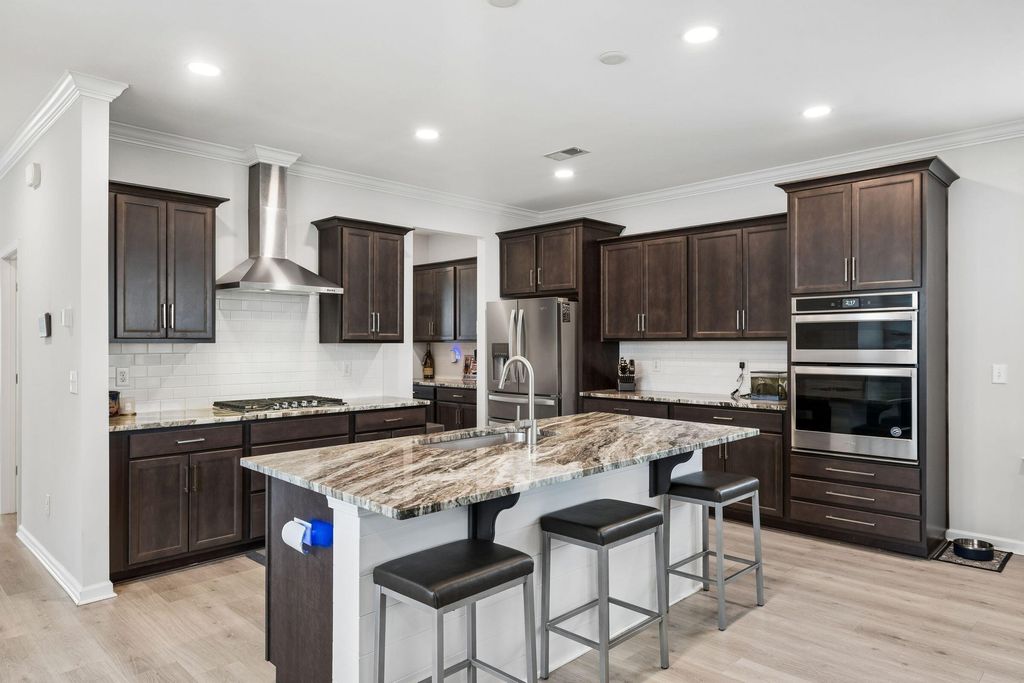 Photo of 1135 Oak Bluff Avenue, Charleston, SC 29492 (MLS # 26012897)