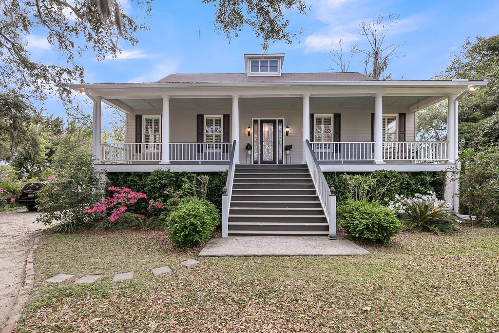 Photo of 4584 Olde Smoak House Road, Hollywood, SC 29449 (MLS # 25026698)