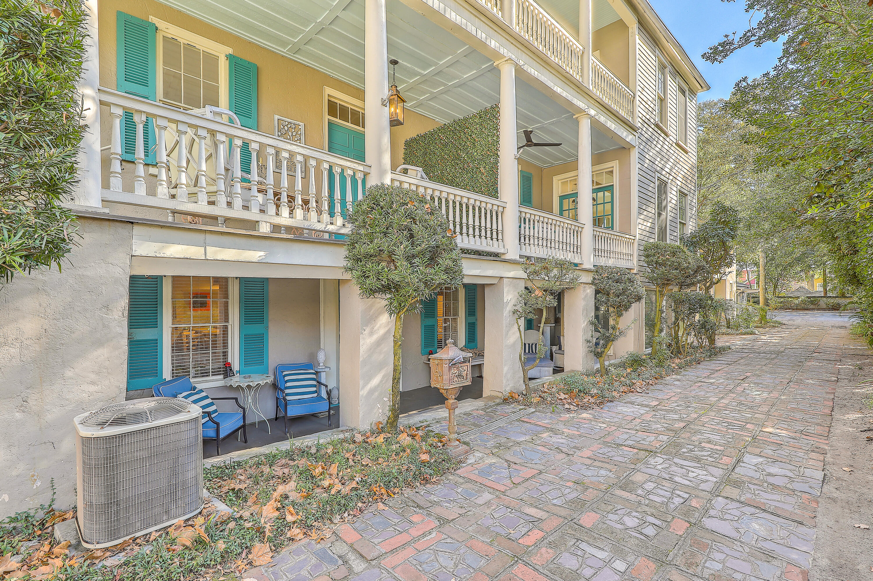 11 George Street