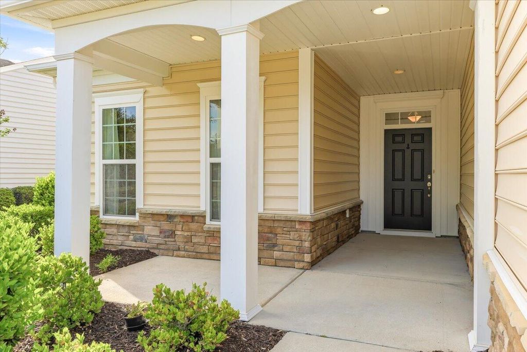 Photo of 470 Eastern Isle Avenue, Summerville, SC 29486 (MLS # 26014218)