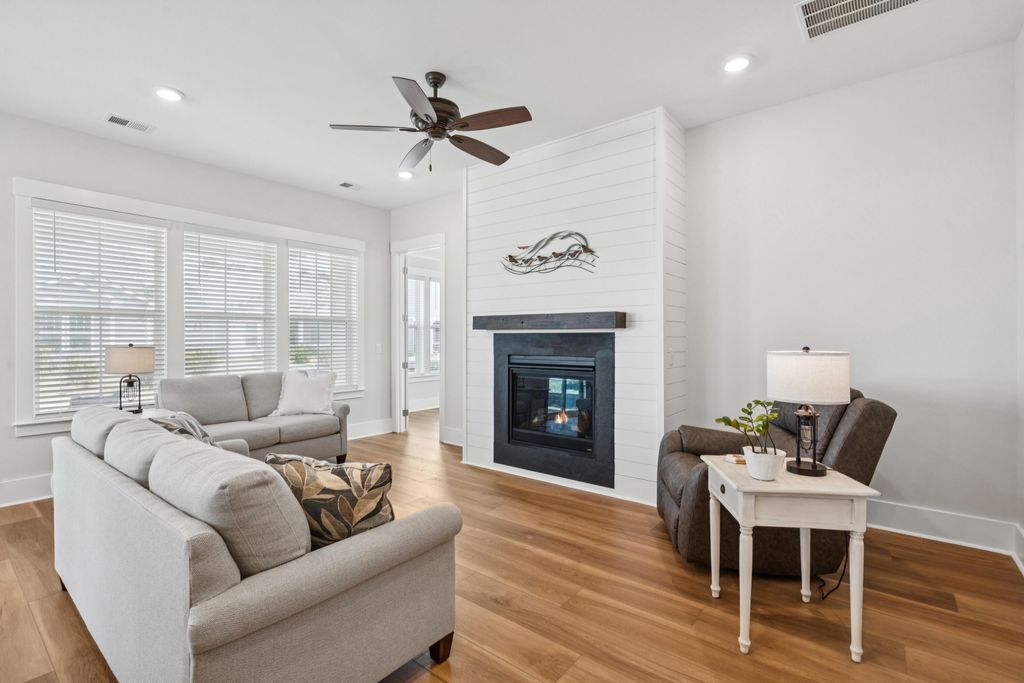 Photo of 422 Evening Glow Lane, Summerville, SC 29486 (MLS # 25026171)