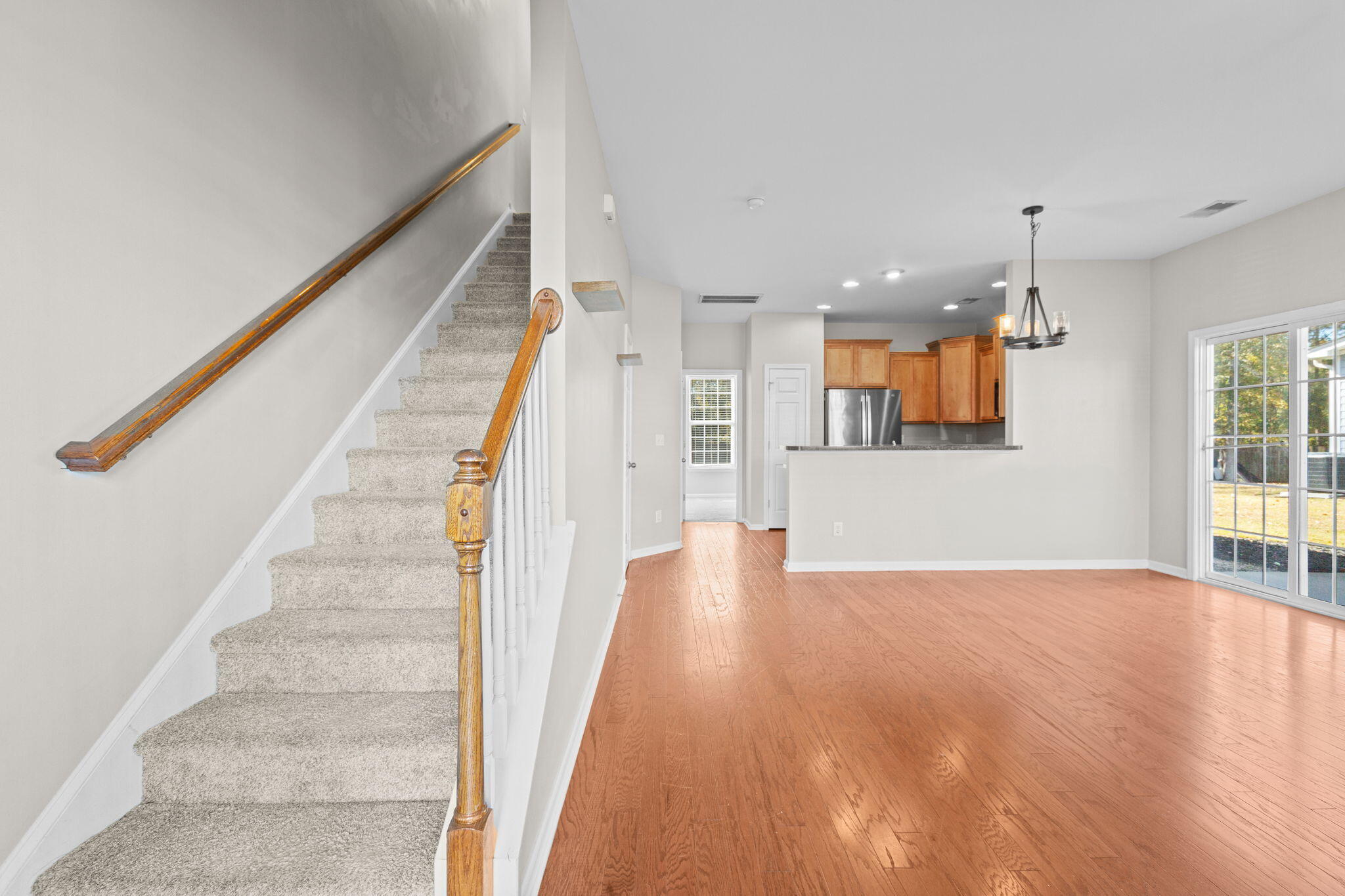 821 Hemingway Circle