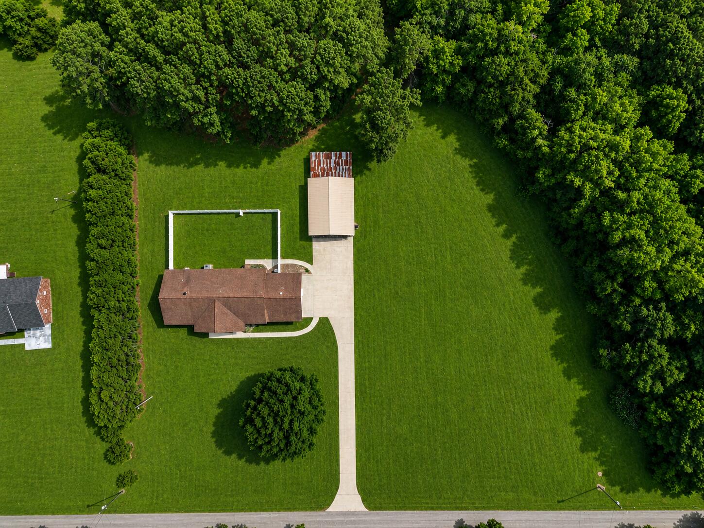 451 Kelton Road
